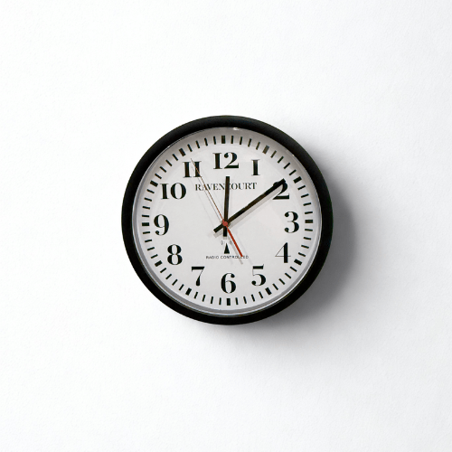 Ravencourt Radio Controlled Wall Clock 21 cm / 8" / Black Ravencourt Radio Controlled Wall Clock