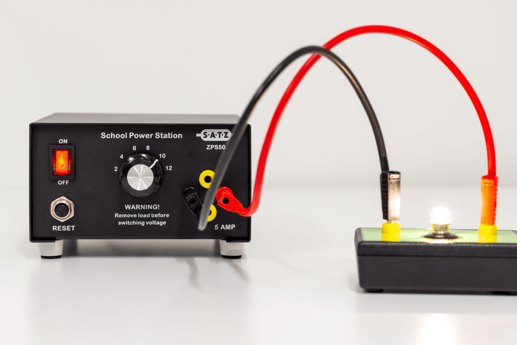 Story & Sons SATZ Multi-Voltage School Power Station